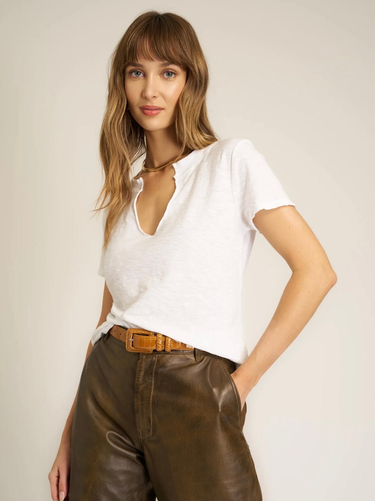 Plata White Notched Tee