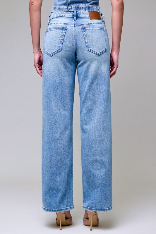 Hidden Logan Mid Rise Relaxed Jeans – Vintage Light Wash