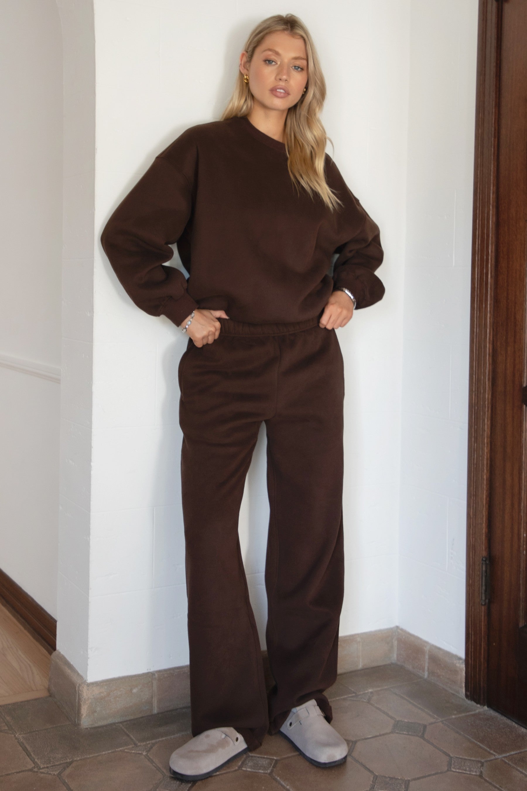 So Comfy Cloud Fleece Wide-Leg Sweatpants — Dark Brown