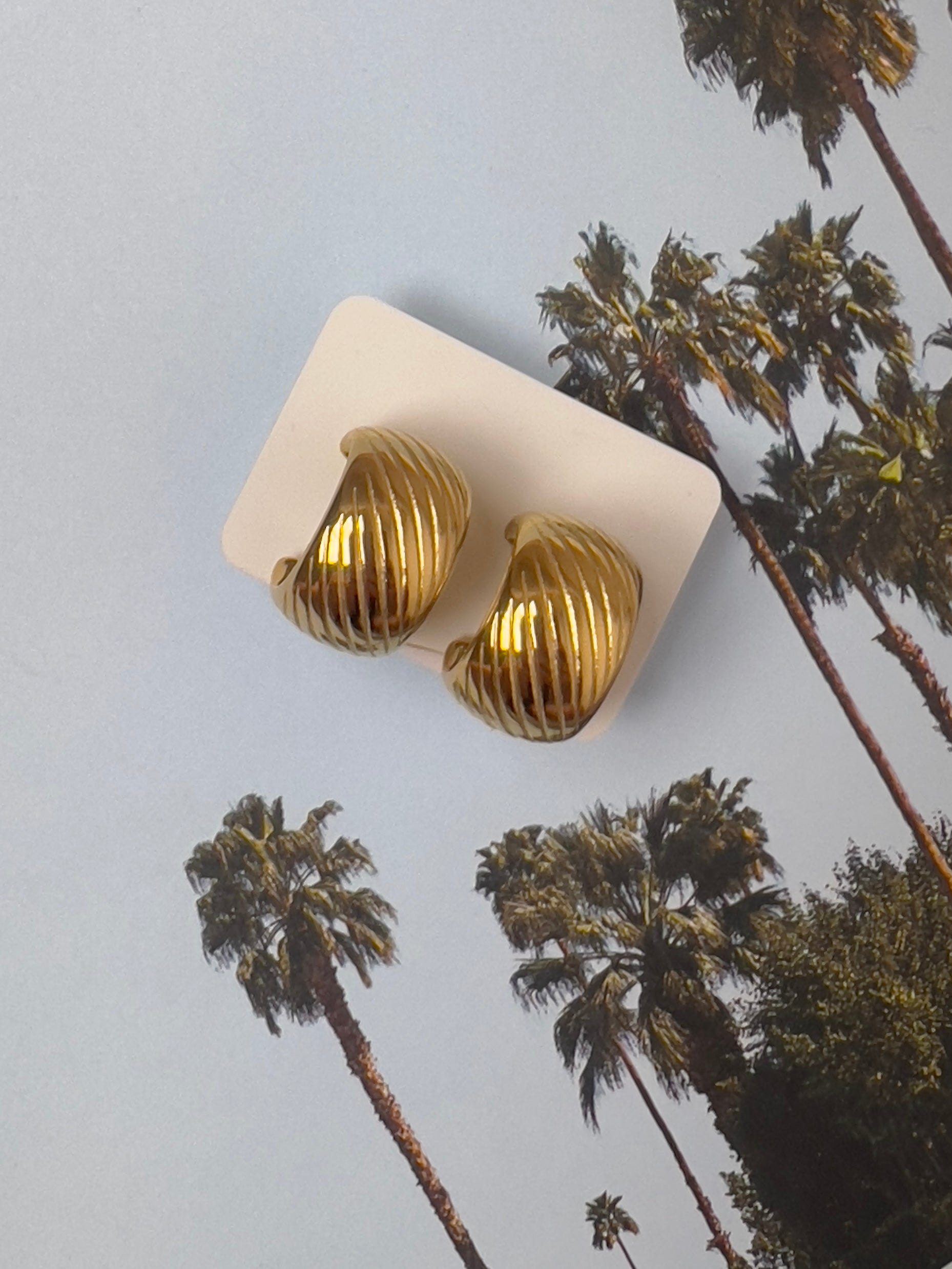 Eloise Hoop Earring